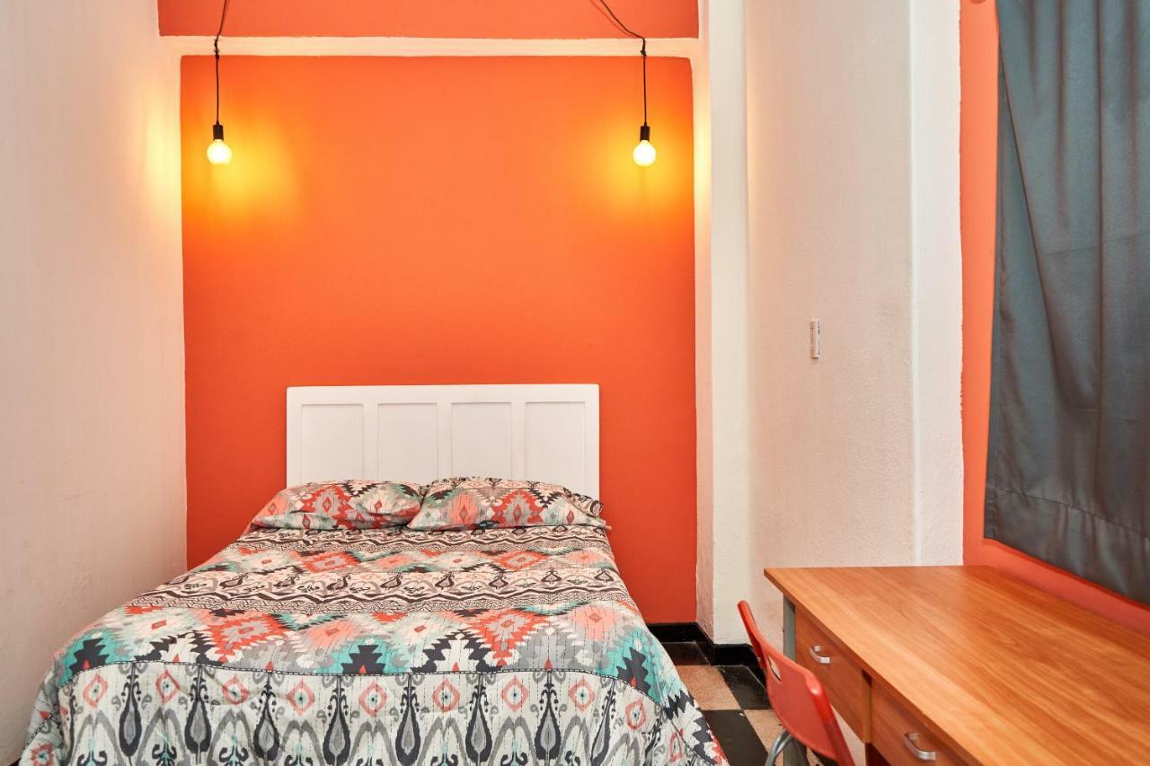 Hostal Americana Guadalajara Eksteriør billede