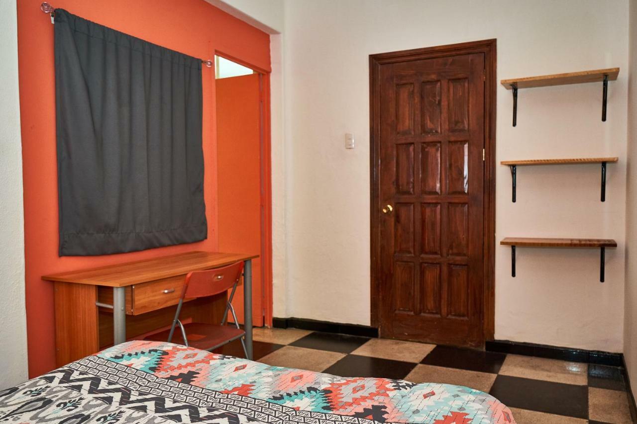 Hostal Americana Guadalajara Eksteriør billede